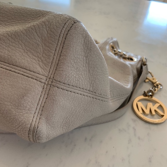 White Leather Michael Kors Crossbody Bag - Picture 6 of 8